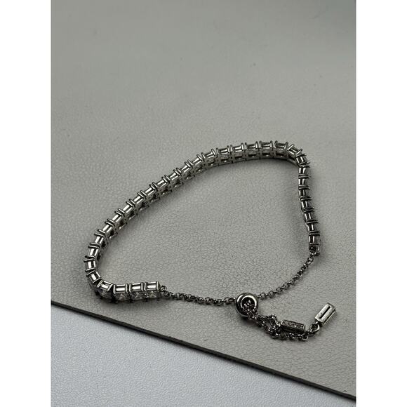 Jeulia Adjustable Sterling Silver Clear Tennis Bracelet - Picture 8 of 10